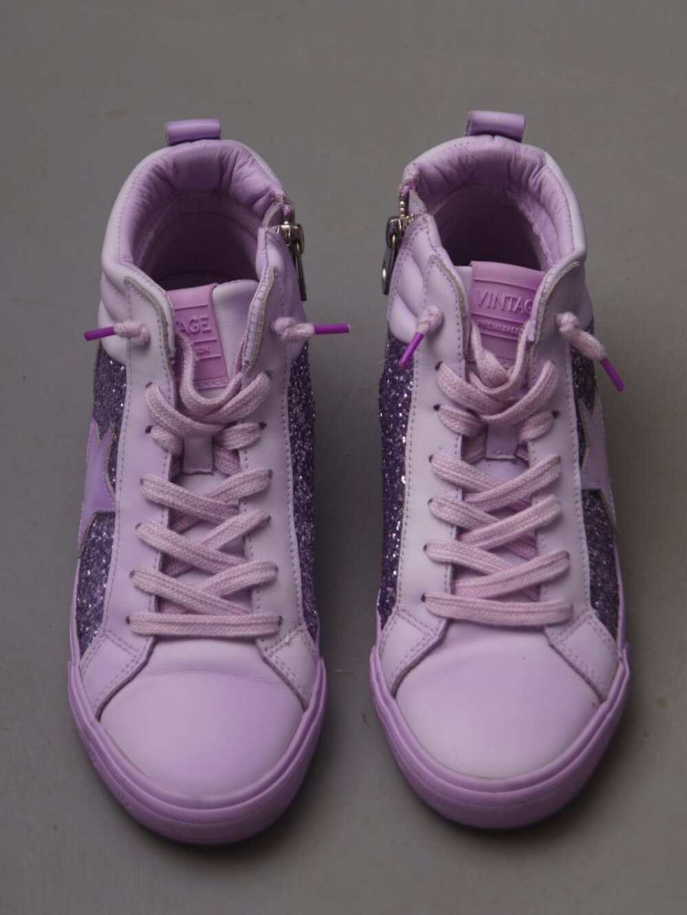 Sneakers Women Size 8